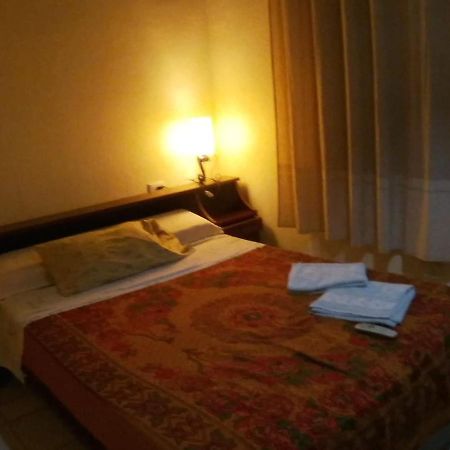 Casa Lucy Villa Puerto Iguazu Ngoại thất bức ảnh